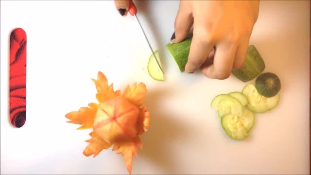آموزش میوه آرایی زیبا و ساده  هویج 