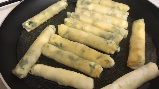 نحوه درست کردن بورک اسفناج ترکیه ای با پنیر و خمیر یوفکا