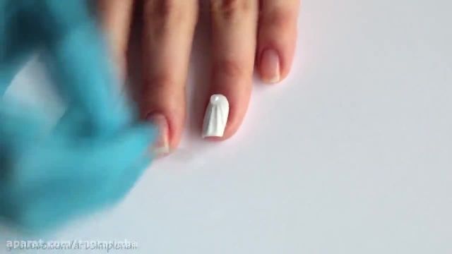 فیلم آموزش طراحی ناخن و دست - مدل صدفی برای عروس خانم ها