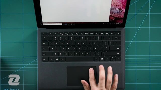  ویدیوی جعبه گشایی لپ تاپ 2 مایکروسافت