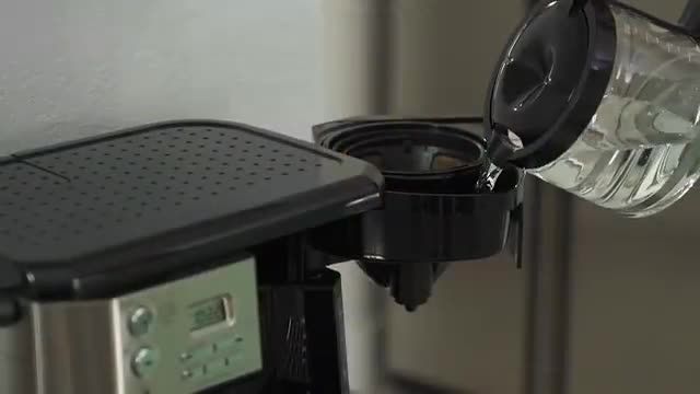 Delonghi BCO420 Espresso Maker