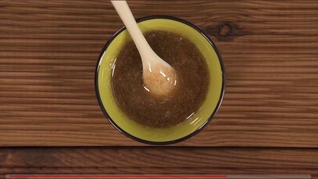 ماسک خانگی | آموزش ماسک شکر قهوه ای و عسل
