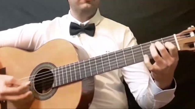 اجرای بسیار زیبای گیتار اسپانیش توسط استاد امیر کریمی