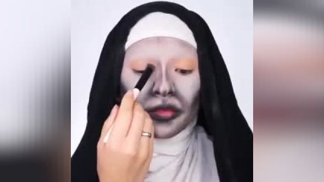 آرایش صورت - میکاپ خفن راهبه در فیلم احضار برای جشن هالووین