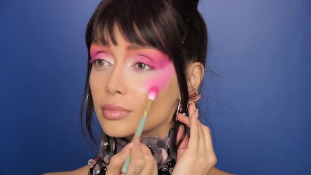 آرایش صورت - آموزش میکاپ ریحانا با الناز گلرخ - RIHANNA