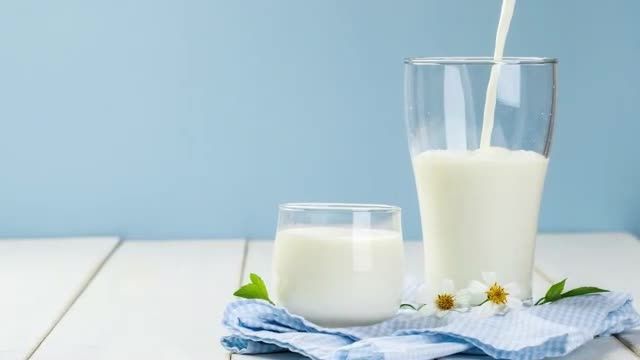  بهترین زمان برای مصرف شیر چه وقت است؟