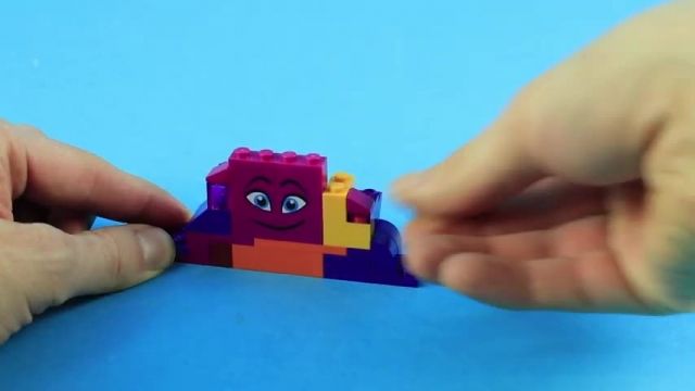 آموزش لگو اسباب بازی (LEGO MOVIE 2 70824 Introducing Queen Watevra Wa'Nabi)