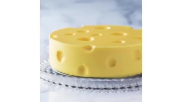 طرز تهیه چیزکیک ساده به شکل پنیر