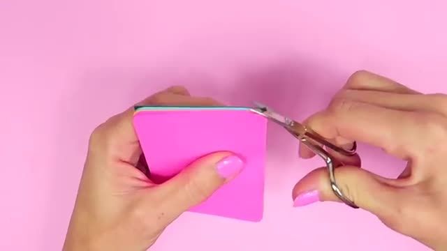 آموزش ترفندهای کاربردی - ترفند کاردستی ساخت دفترچه های رنگی برای مدرسه