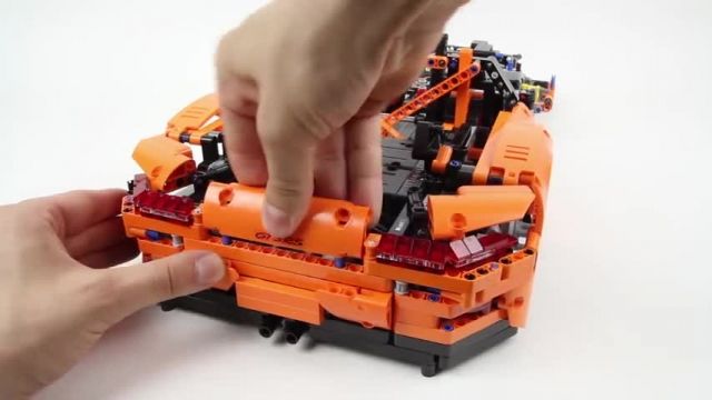 آموزش ساخت و ساز لگو (Lego Technic 42056 Porsche 911 GT3 RS)