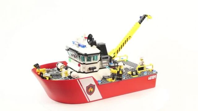 آموزش خلاقیت با لگو (Lego City 60109 Fire Boat)