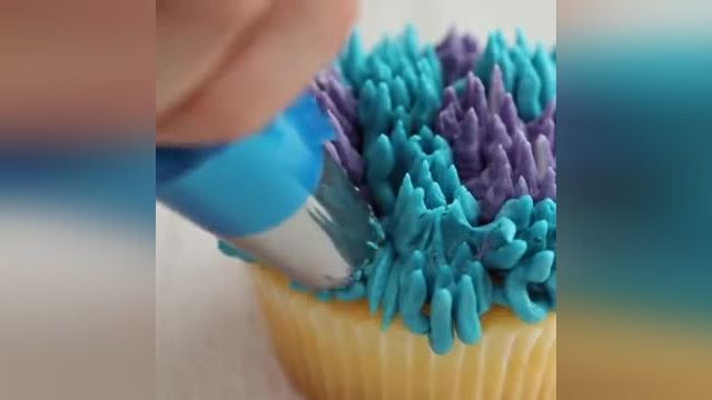 طرز درست کردن 18 ایده و ترفند برای تزیین کاپ کیک های خانگی