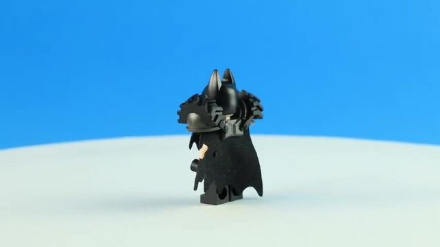 آموزش لگو اسباب بازی (LEGO MOVIE 2 70836 Battle-Ready Batman and MetalBeard)