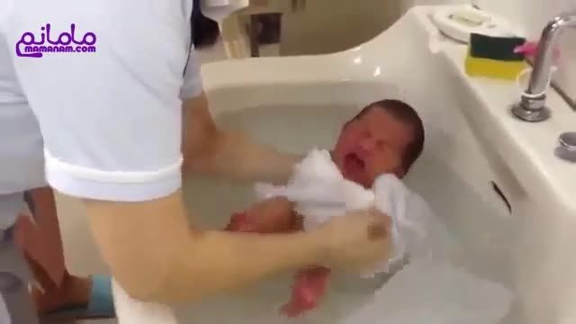بهترین شیوه حمام کردن برای نوزادان