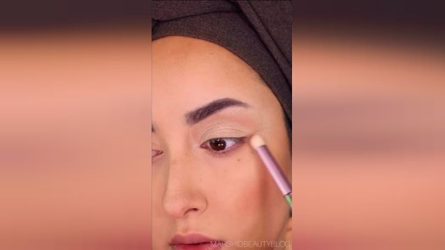 آموزش خط چشم گرافیکی Graphinc Eyeliner