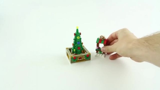 آموزش ساخت و ساز با لگو (Lego Seasonal 40263 Christmas Town Square)