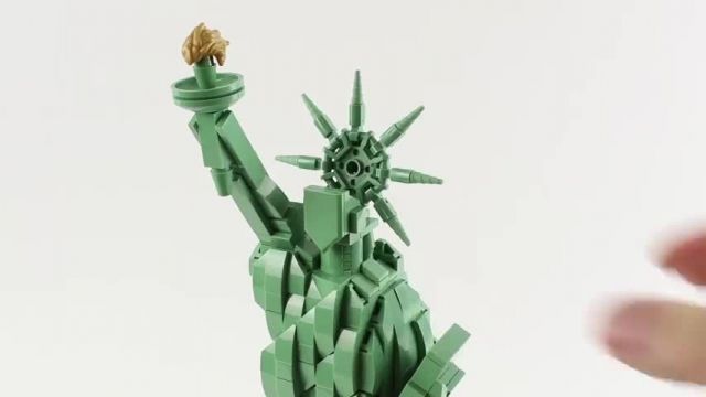 آموزش لگو اسباب بازی (UNBOXING LEGO 21042 Architecture Statue of Liberty)