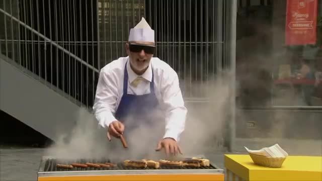 دوربین مخفی دیدنی و جالب - "مرد آشپز نابینا" در چند دقیقه