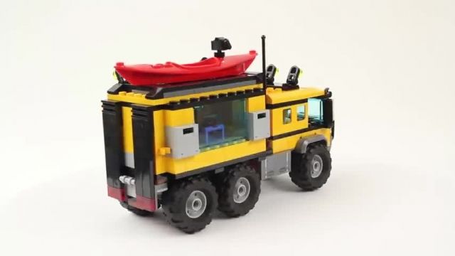 آموزش بازی با اسباب بازی های لگو (Lego City 60160 Jungle Mobile Lab)