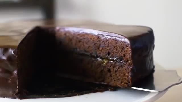 طرز تهیه ساچر کیک شکلاتی اتریشی