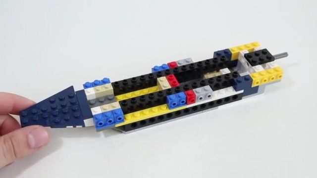 آموزش لگو و ساخت و ساز (Lego Creator 31039 Aerodynamic Hovercraft)
