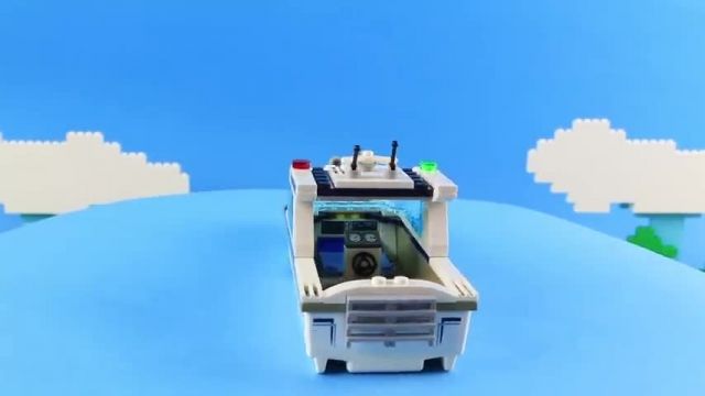 آموزش لگو اسباب بازی (LEGO CITY 60221 Diving Yacht)