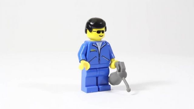 آموزش خلاقیت با لگو (Lego - Back To History - 6484 F1 Hauler)
