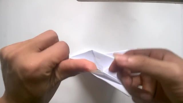 ویدیو آموزشی اوریگامی ساده و خاطره انگیز - هواپیما سه بعدی کاغذی 