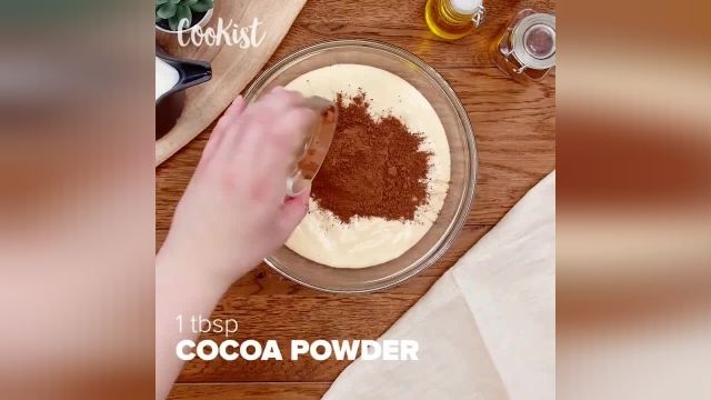 آموزش ویدیویی روش درست کردن کیک با بافت راه راه 