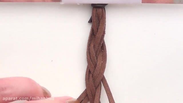 ویدیو آموزشی بافت دستبند با چرم و جنس عالی 