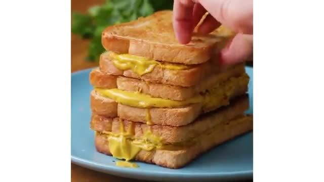 ویدیو آموزشی نحوه ساخت صبحانه با خرما را در چند دقیقه ببینید