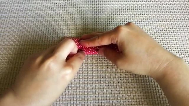 ویدیو آموزشی اوریگامی جعبه کادو های سه بعدی و طرح دار