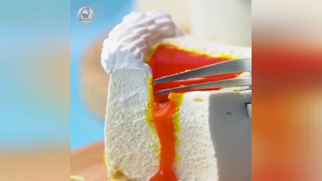 ویدیو آموزشی برای تهیه و ساخت کیک رولی خوشمزه را در چند دقیقه ببینید
