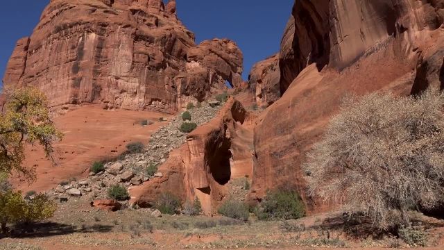 ویدیو آشنایی با جزیره ملی کانیون د چلی (canyon de chelly)