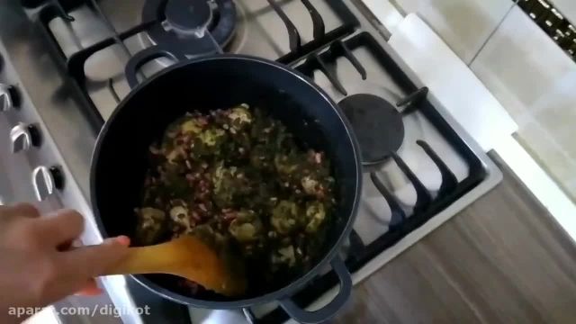 آموزش تهیه قرمه سبزی اصیل ایرانی