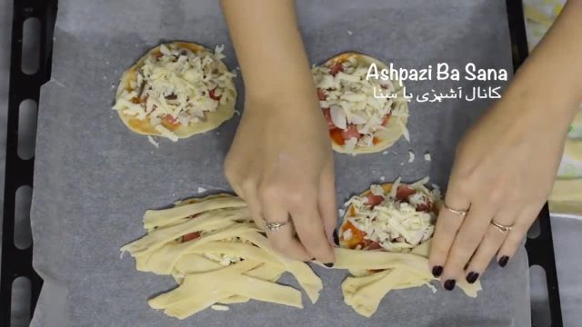 دستور پخت پیتزای مومیایی خوشمزه و خانگی 