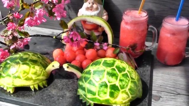 آموزش تزئئین هندوانه به شکل لاکپشت برای شب یلدا