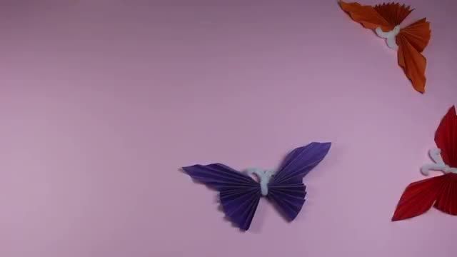آموزش تصویری اوریگامی پروانه بادبزنی کاغذی رنگی 