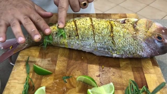 طرز تهیه ماهی اسنپر بدون روغن و گریلی قارچ گریلی خوشمزه با جواد جوادی 