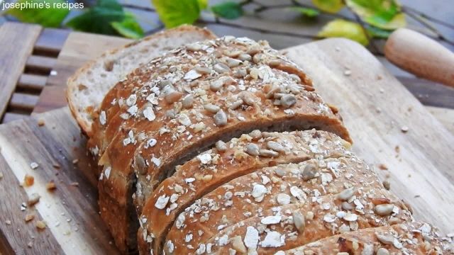ویدیو آموزشی نحوه تهیه نان سبوس دار خوشمزه بدون کره ، بدو را در چند دقیقه ببینید
