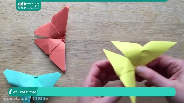 آموزش ویدیویی کاردستی اوریگامی پروانه سه بعدی کاغذی