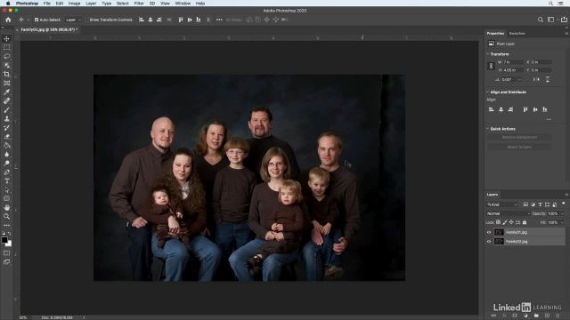 آموزش فتوشاپ برای عکاسان - عوض کردن حالت سر ها در یک عکس پرتره خانوادگی