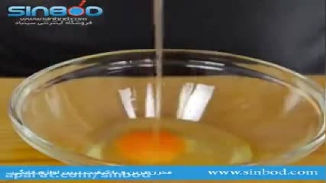 آموزش ویدیویی روش تهیه روشی ساده برای جداکردن زرده از سفیده تخم مرغ