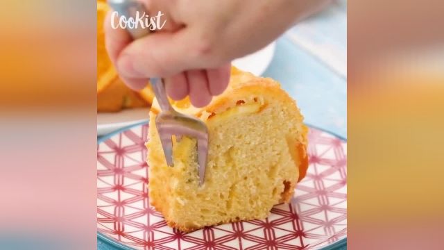 آموزش ویدیویی روش درست کردن کیک شکلاتی نارنجی و سفید