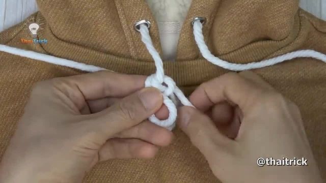 ویدیو چگونه دستبند بافته ای را درست کنید و روش های گره زدن به طناب