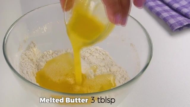 آموزش ویدیویی روش درست کردن نان بستنی قیفی