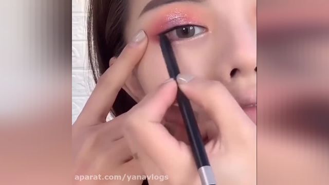 ویدیویی برای میکاپ کامل چشم و تمام چهره سبک آسیایی