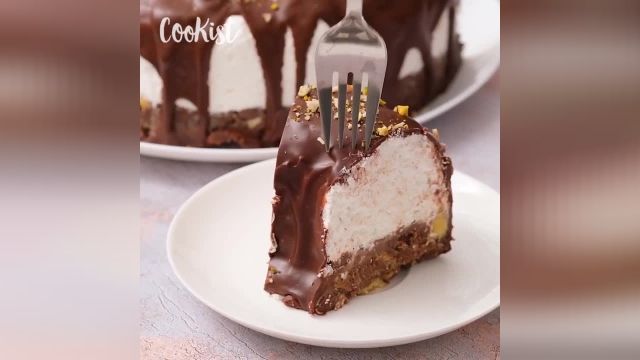 آموزش طرز تهیه کیک مربعی خامه و شکلات بدون نیاز به پخت