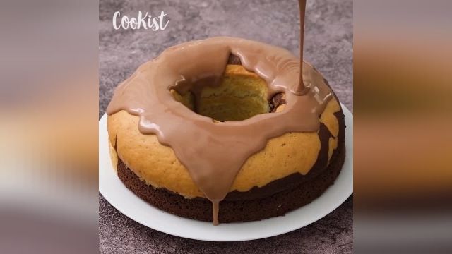 آموزش ویدیویی روش درست کردن کیک دونات دو رنگ