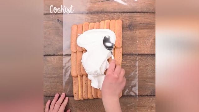 آموزش ویدیویی روش درست کردن دسر پودینگ با لایه ای شکلاتی 